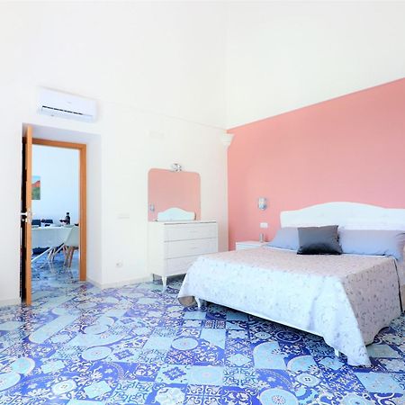 Mary'S Apartments - De Vivo Realty Massa Lubrense Eksteriør billede