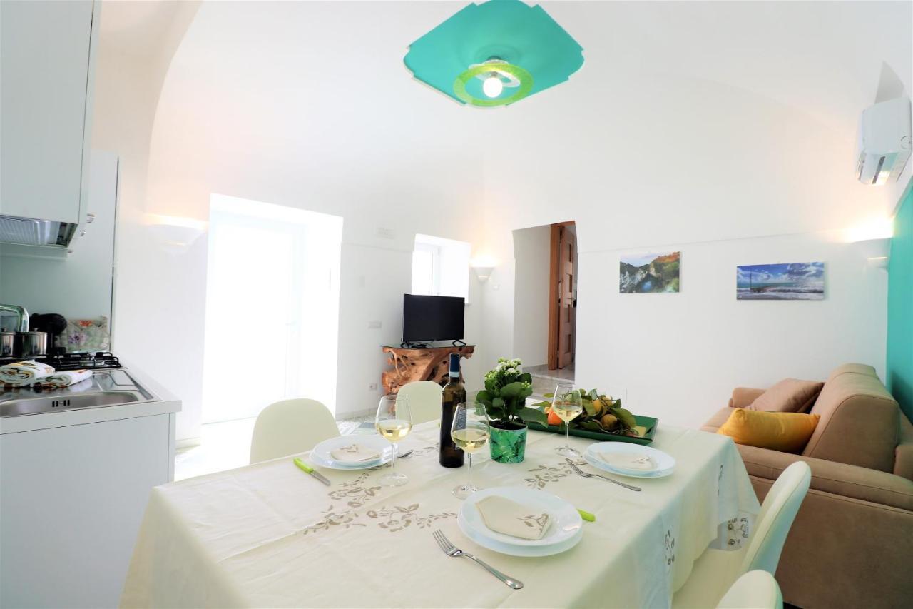 Mary'S Apartments - De Vivo Realty Massa Lubrense Eksteriør billede