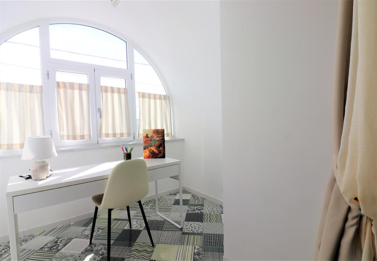 Mary'S Apartments - De Vivo Realty Massa Lubrense Eksteriør billede