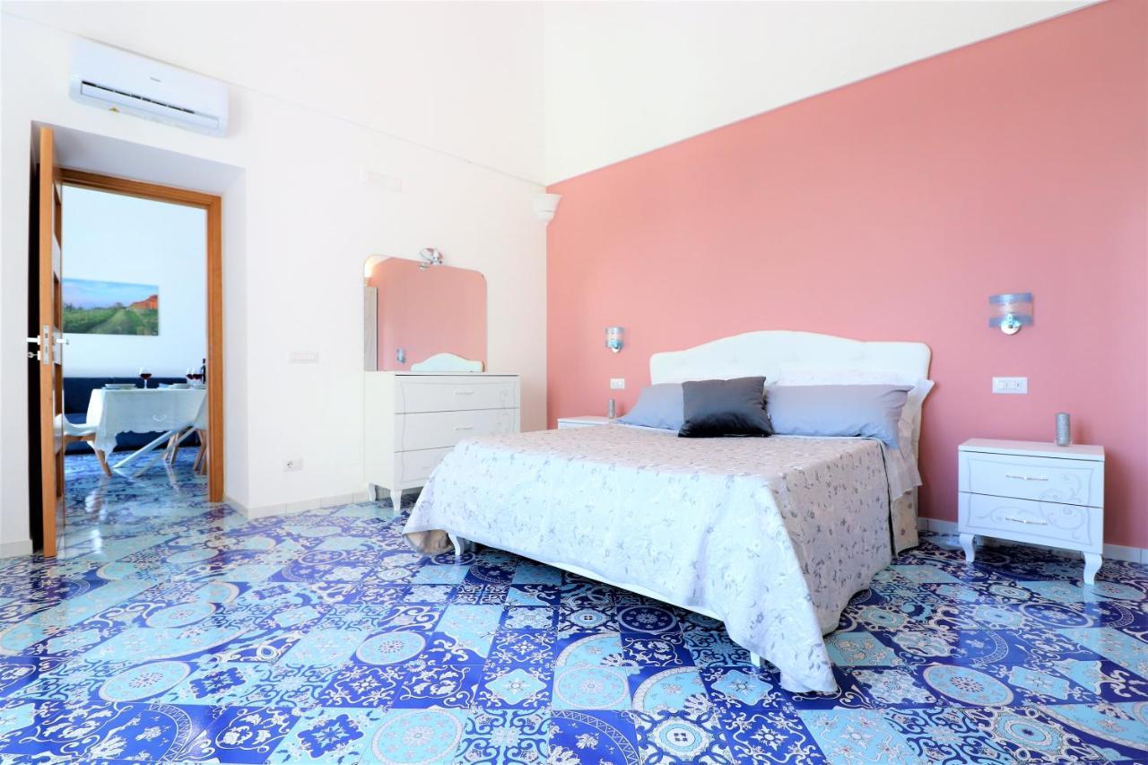 Mary'S Apartments - De Vivo Realty Massa Lubrense Eksteriør billede