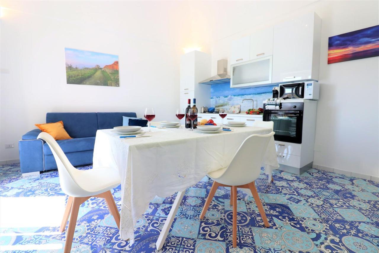 Mary'S Apartments - De Vivo Realty Massa Lubrense Eksteriør billede