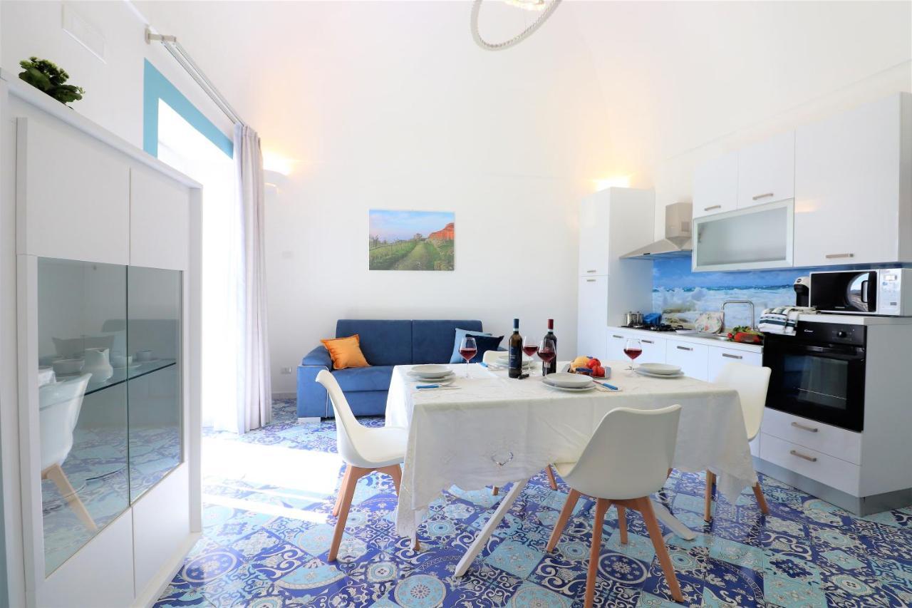 Mary'S Apartments - De Vivo Realty Massa Lubrense Eksteriør billede